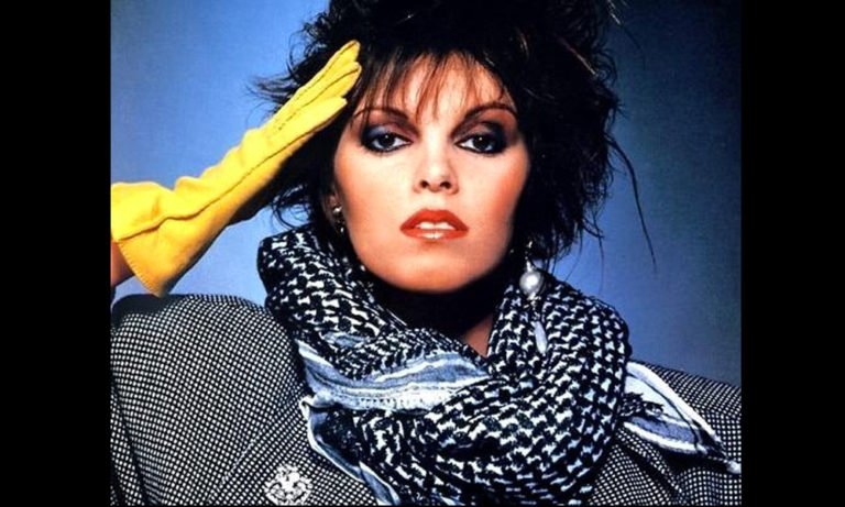 Grandes Rockeras: Pat Benatar Grandes Rockeras: Pat Benatar