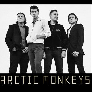 Arctic Monkeys trae cambio de imagen