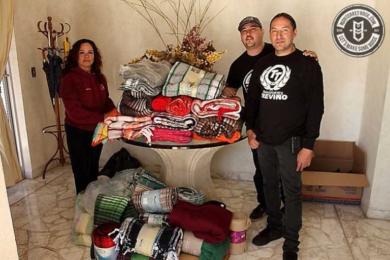 Entrega de cobertores a Desarrollando el Bienestar Familiar AC