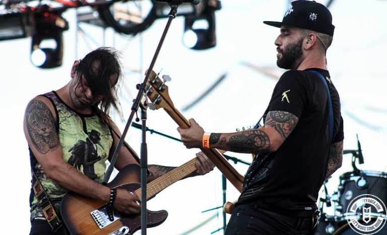 LANCE HERBSTRONG, LOS PERICOS Y SUSSIE 4: PONIÉNDOLE RITMO AL CORONA MUSIC FEST