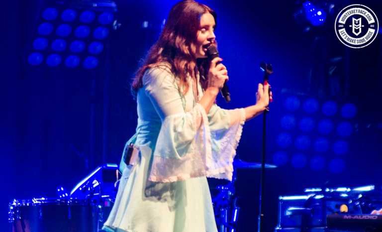 Lana del Rey ofrece una noche inolvidable ante 5,000 fans en Monterrey