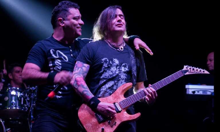 CODA ENAMORA AL HALLOWEEN FEST