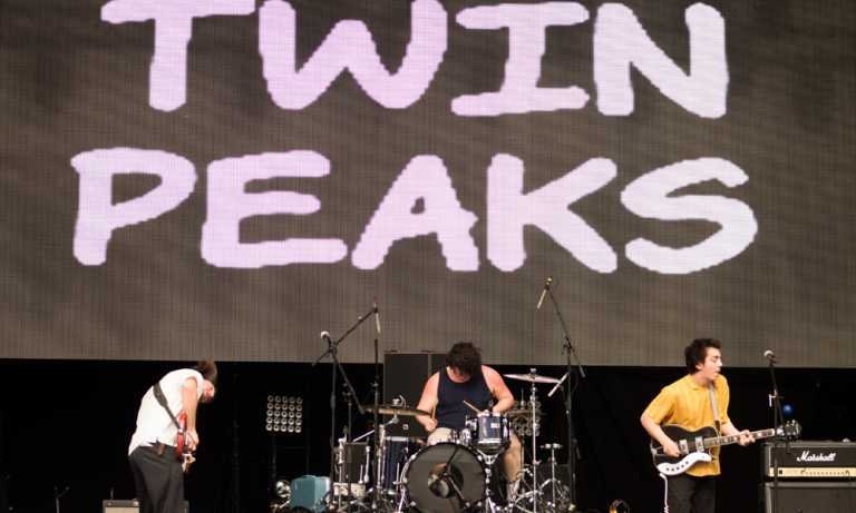 TWIN PEAKS PRENDEN EN EL LIVE OUT