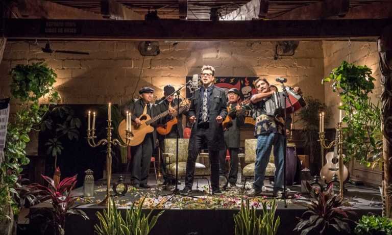 Clemente Castillo – Calaveras y Diablitos ft. Celso Piña