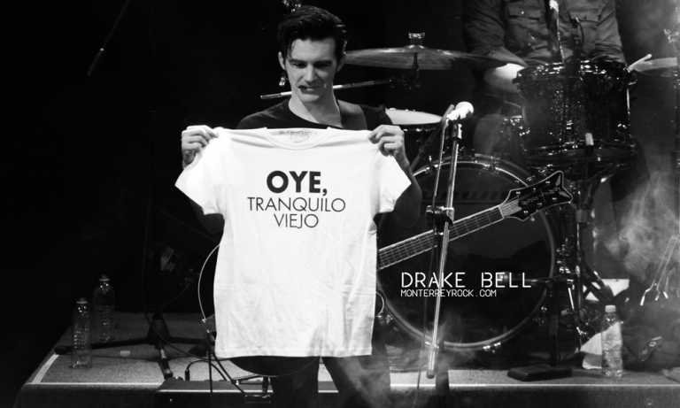 Drake Bell enloquece a Monterrey
