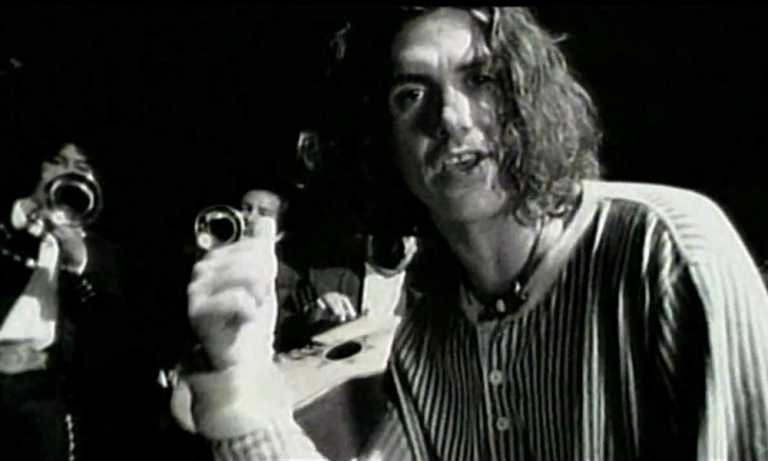 Video rock: “Aquí no es así” – Caifanes