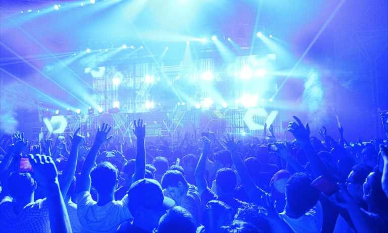 10 Personajes cagantes en los conciertos y festivales de rock