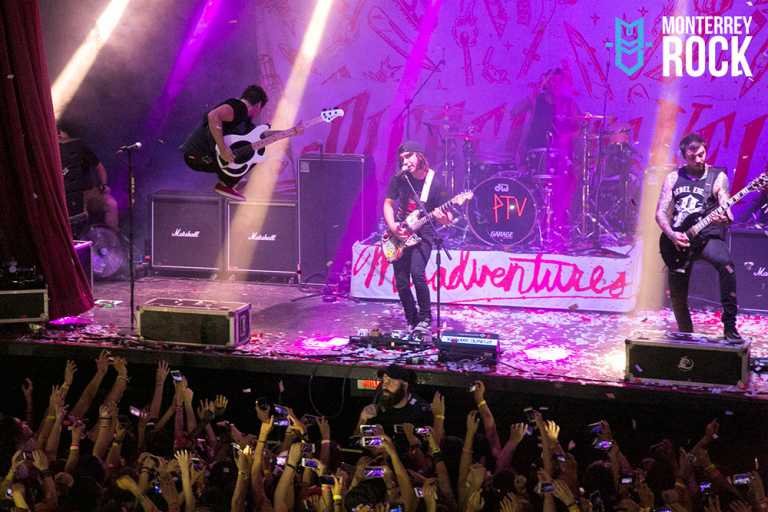 Pierce The Veil le inyectó juventud al Café Iguana