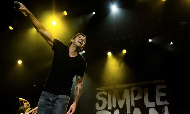 Simple Plan: Intensa noche inundada de punk rock