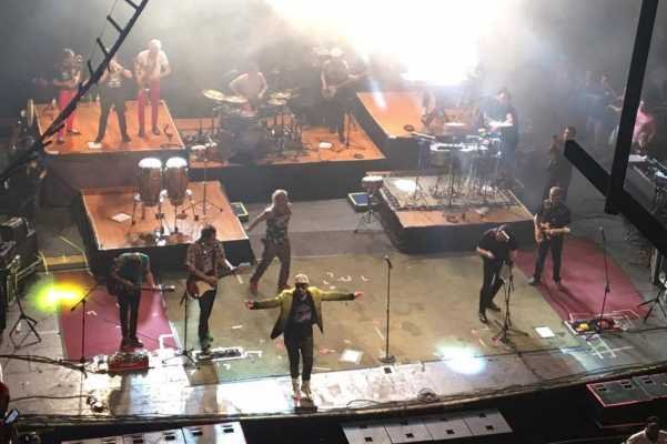 Los Auténticos Decadentes: 30 años en ascendencia.