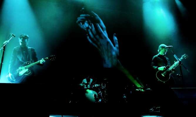 Interpol: algo nuevo está por llegar