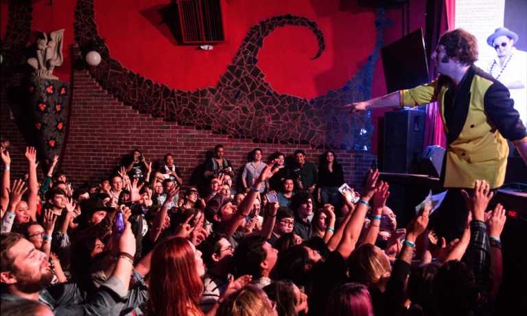 Adan Jodorowsky trajo su “esencia solar” a Monterrey