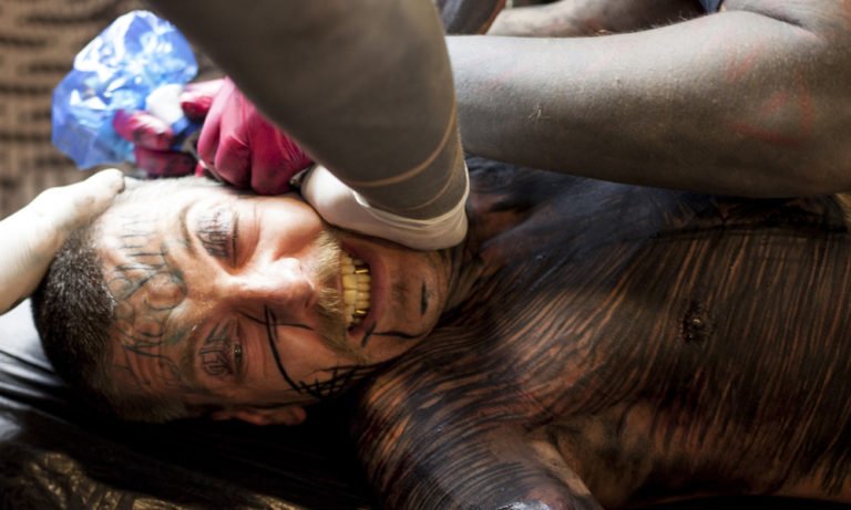 Tatuajes y bestialidad: Brutal Black Project