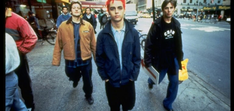 ¡Cuánto tiempo! Así lucía Green Day tocando en la preparatoria