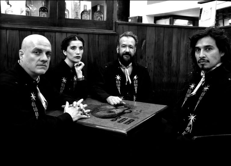 Gran Sur: una oda a México, un baño de folclor