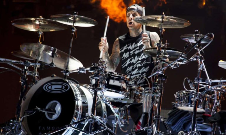 Travis Barker publica vídeo sobre su estado de salud