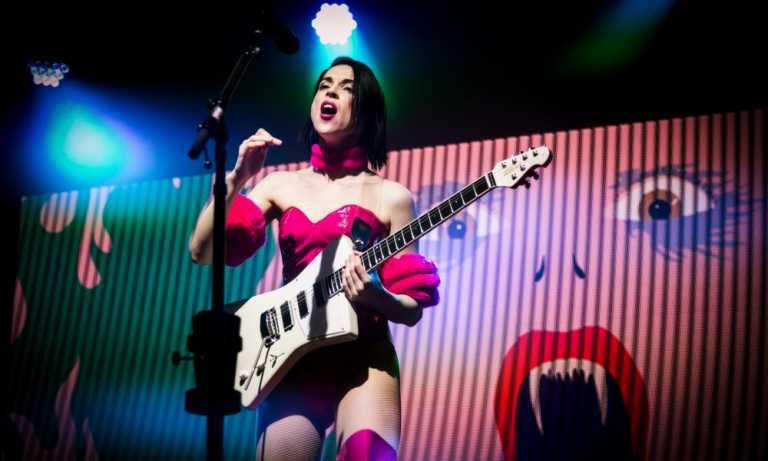 St. Vincent: elegancia, sensualidad y exquisitez musical