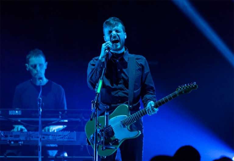 White Lies por fin cumplió con el público regio