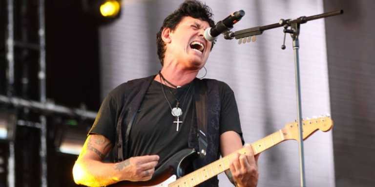 Saúl Hernández cumple 61 años