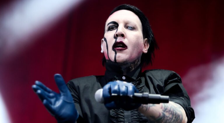 ¡Marilyn Manson se entregará a la policía!