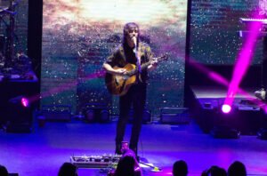 La brújula siempre apunta al norte: Siddhartha en Auditorio Pabellón M
