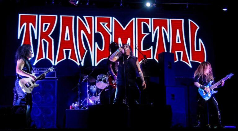 Noche intensa de rock con Transmetal en Monterrey