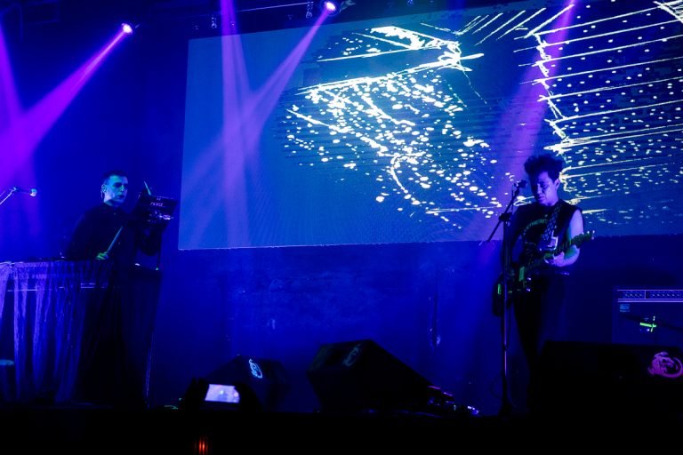 She Past Away en Monterrey: ritmo y oscuridad