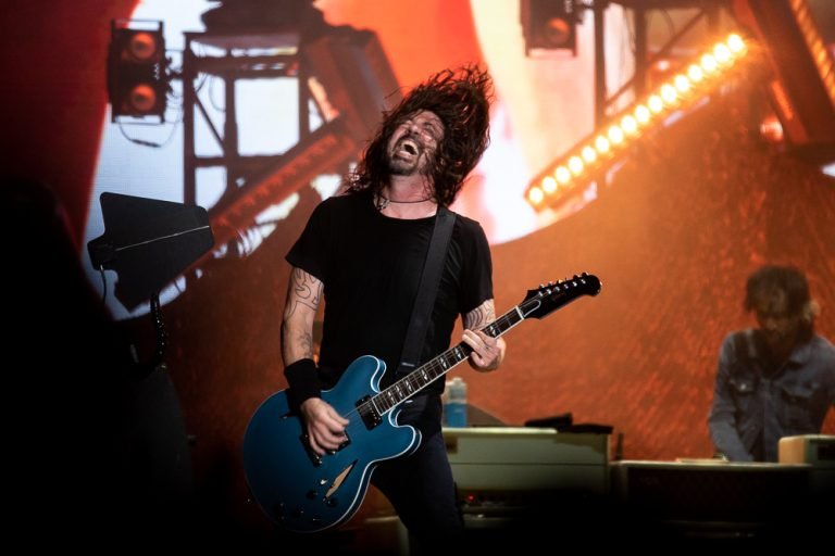 Foo Fighters estrena canción con sabor a thrash