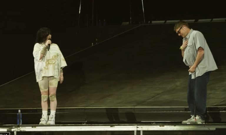 Billie Eilish y Damon Albarn cantaron juntos en Coachella