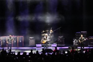 Molotov “estalla” en el Auditorio Pabellón M