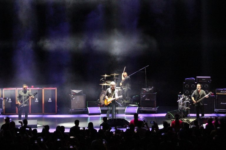 Molotov “estalla” en el Auditorio Pabellón M