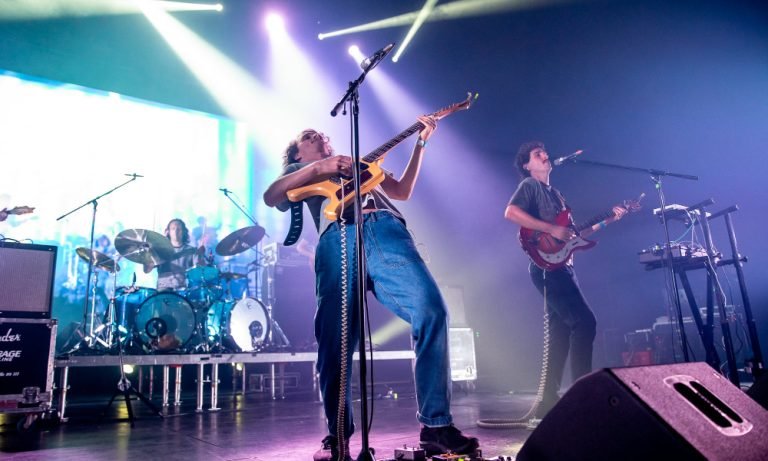 King Gizzard And The Lizard Wizard estremeció al publico regio