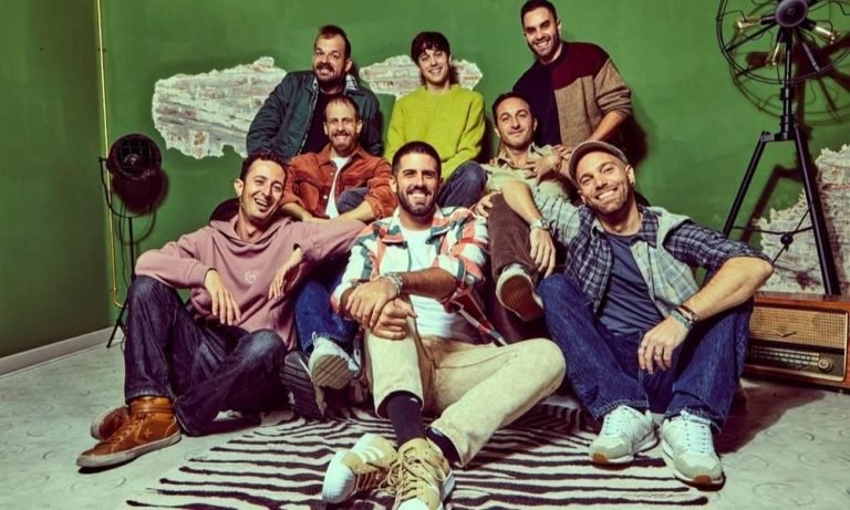 Entrevista: La Pegatina va “Hacia Otra Parte”