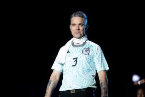 Robbie Williams en Mexico Tecate emblema 2023