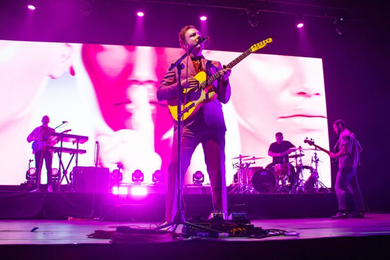 Two Door Cinema Club en Monterrey: gran cierre de gira
