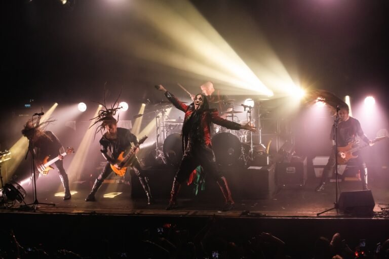 Circo y metal, Avatar en Monterrey