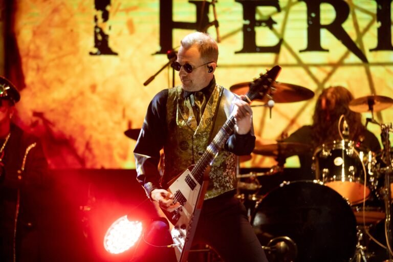 Therion regresará a Monterrey