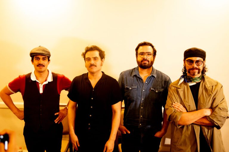 Enjambre en Monterrey y por partida doble