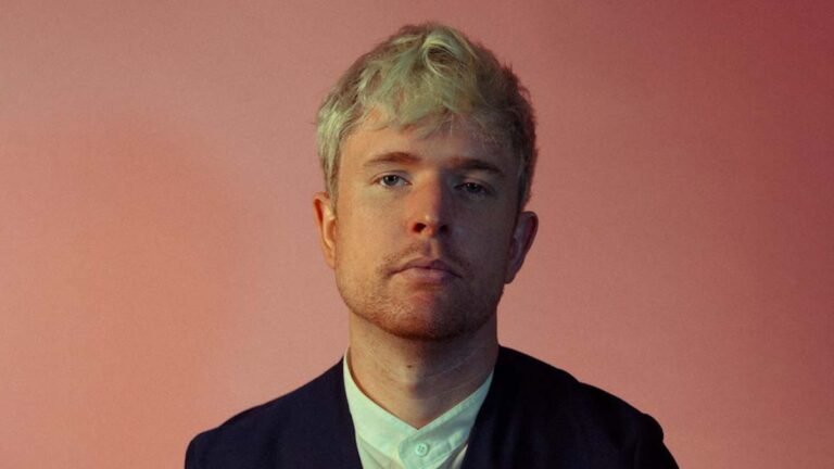 James Blake anuncia conciertos íntimos en Londres y estrena video en vivo de ‘Like The End’