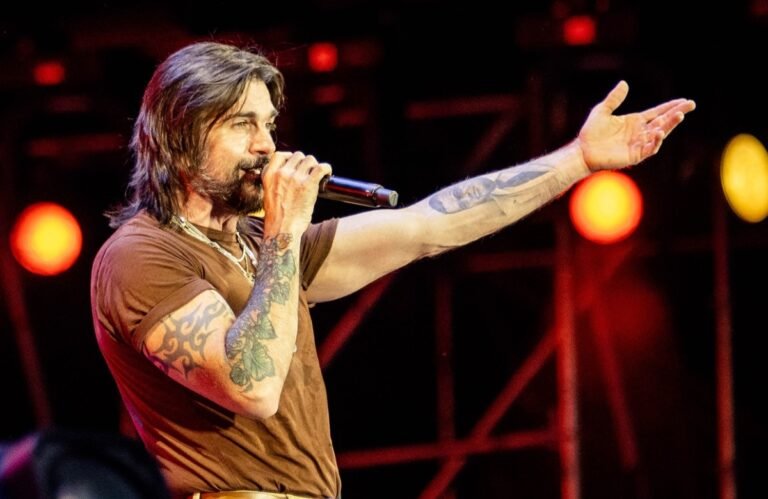 Juanes brinda una tarde mágica en el Tecate Pal Norte 2025.