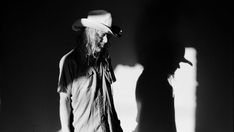 Alan Sparhawk de Low anuncia gira y lanza dos nuevas canciones