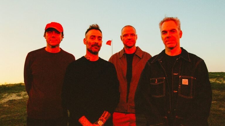 American Football presenta su nuevo sencillo Bad Moons con video musical