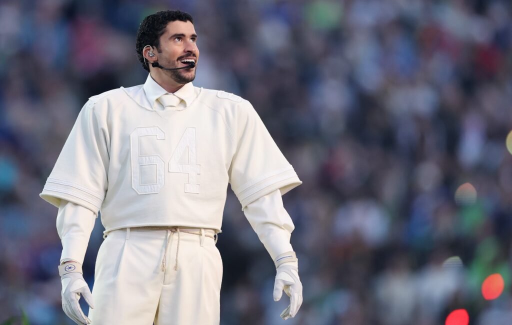 Bad Bunny se adentra en la actuación con Porto Rico, junto a Javier Bardem y Edward Norton en un drama histórico.