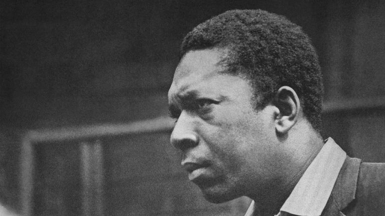 El álbum en vivo Tiberi Tapes de John Coltrane se lanza por primera vez