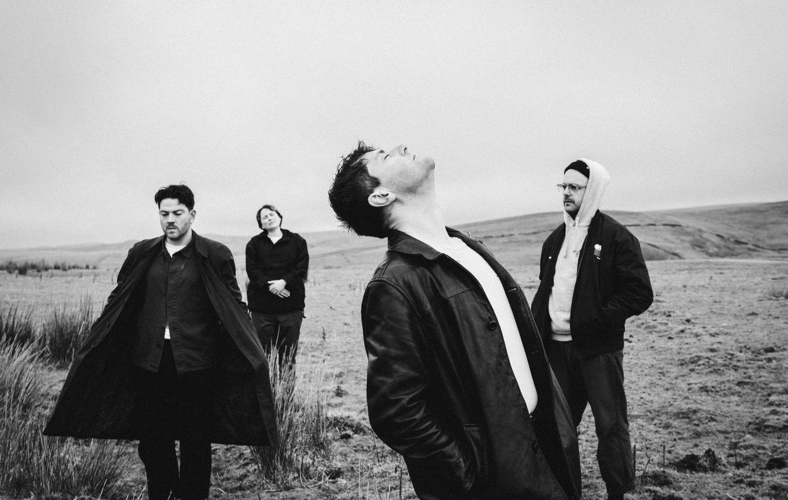 La banda Life lanza el single The Dollywagon para dar a conocer su nuevo álbum Abstract/Natural, repleto de nuevos comienzos.