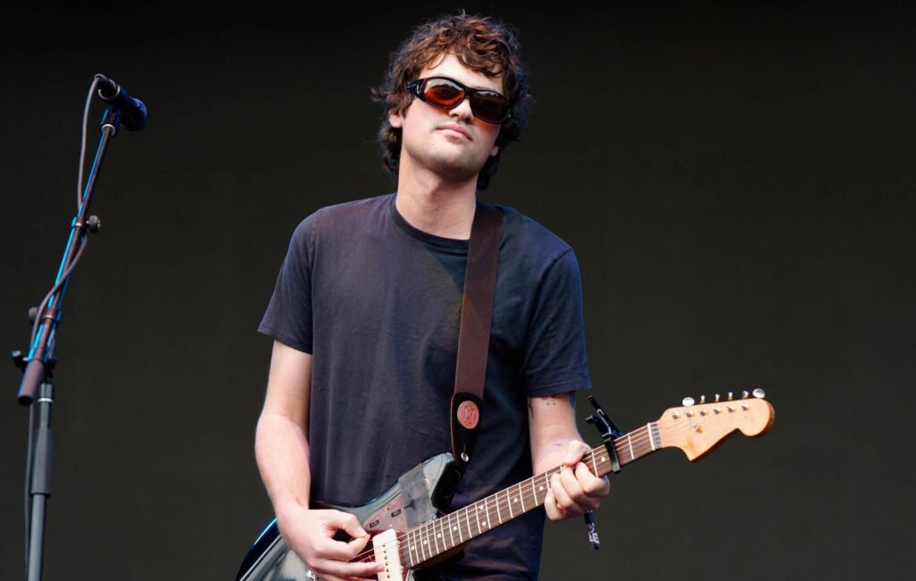 MJ Lenderman cautivó al público durante HeAthens Homecoming al presentar nuevas melodías y clásicos de grandes artistas.