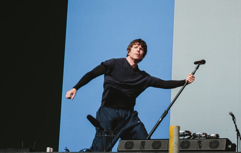 Turnstile critica la violencia estatal tras sus premios Grammy en 2026