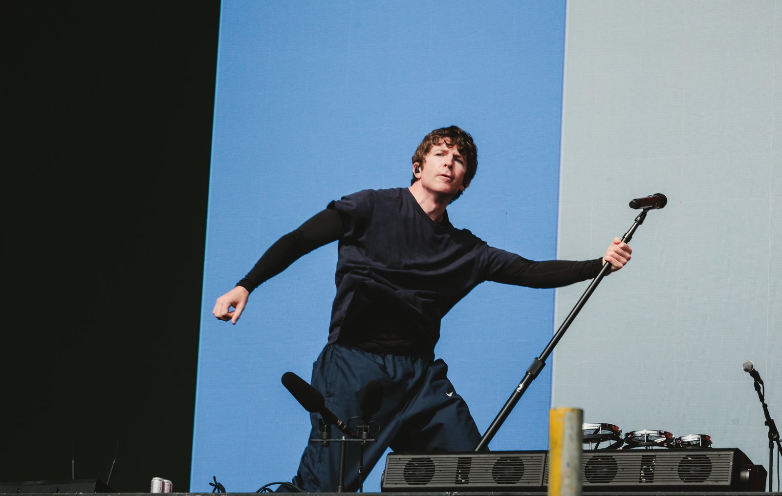 Turnstile reflexiona sobre la violencia estatal en EE.UU. después de ganar dos Grammy, destacando la crisis habitacional.