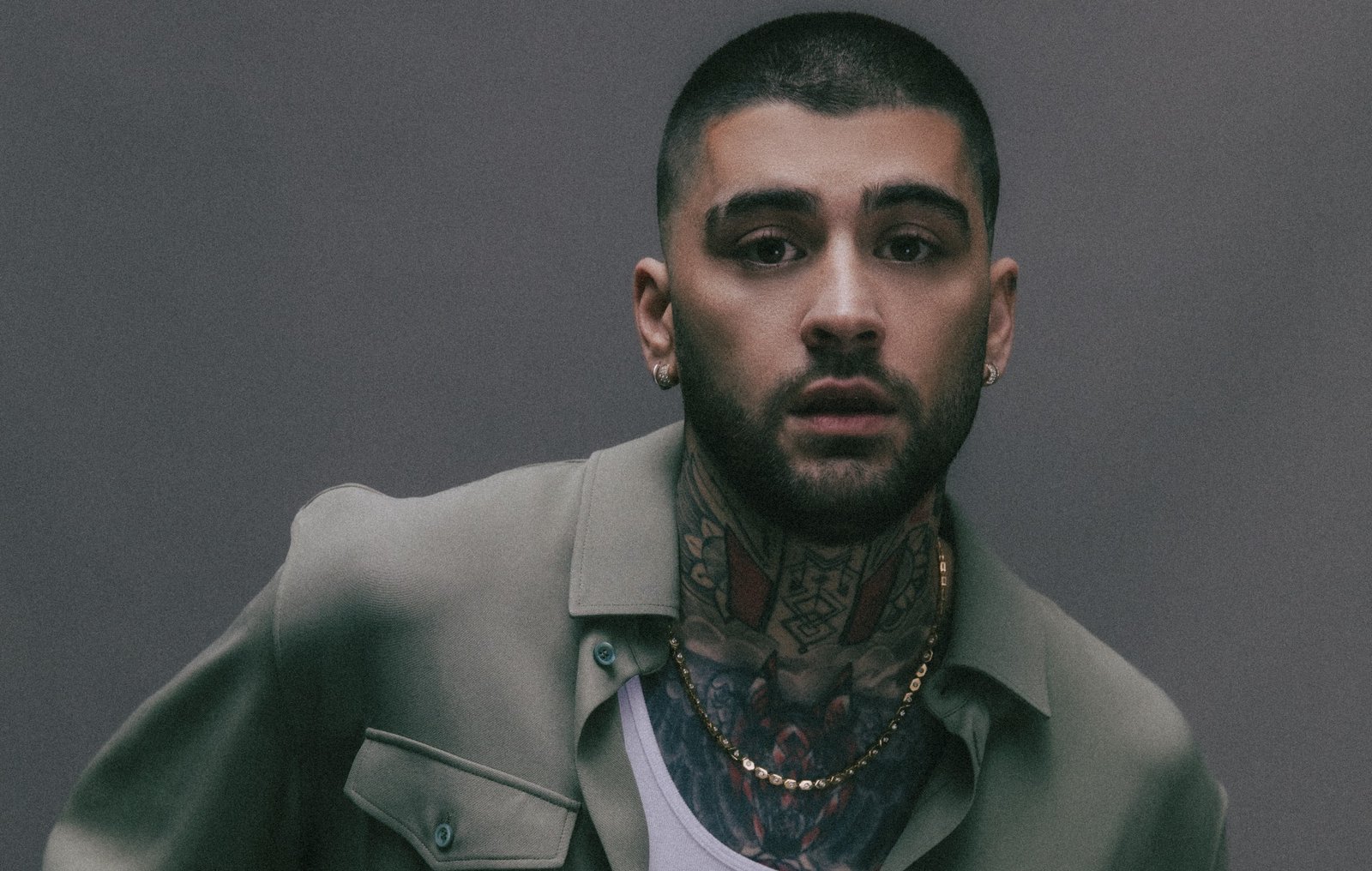 Zayn Malik revela detalles sobre su nuevo álbum Konnakol, explorando un sonido primigenio y evocador.