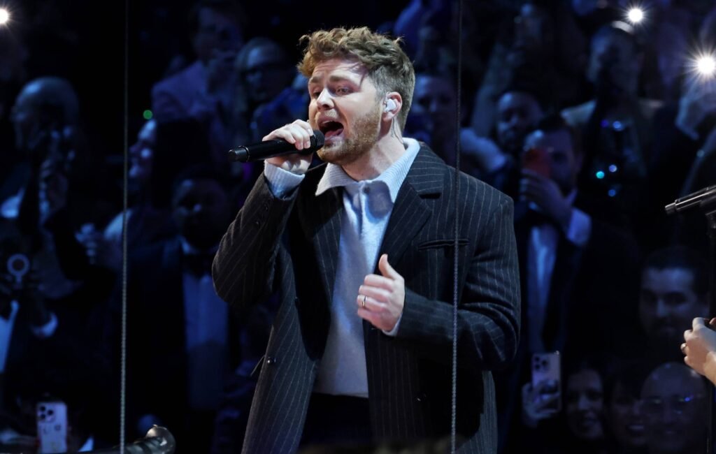 El talento de Alex Warren destacará en los BRIT Awards 2026, un evento musical imperdible.